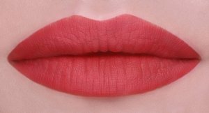Зволожувальна матова губна помада «Ультра» відтінок Peach Flatters / Персиковий 1386067