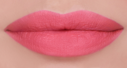 Помада-олівець для губ відтінок Charming Pink / Чарівний рожевий, 3 г